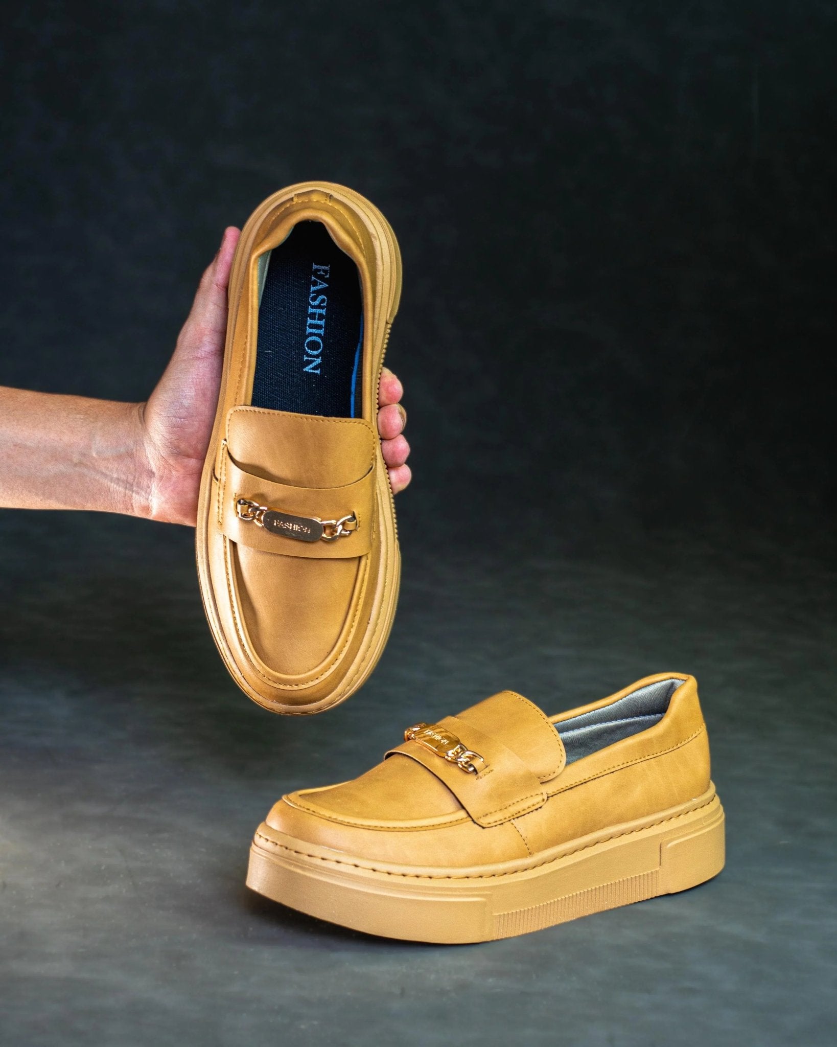 RoyalStep™ – Mocasines Clásicos con Detalle Metálico - Pedidos On Request